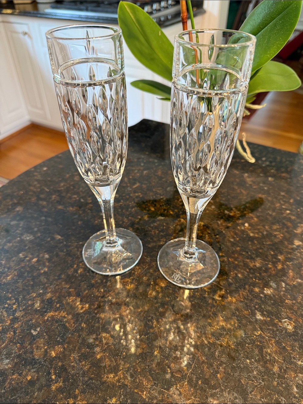 Ralph Lauren Aston Clear Cut Crystal Champagne Flute Pair
